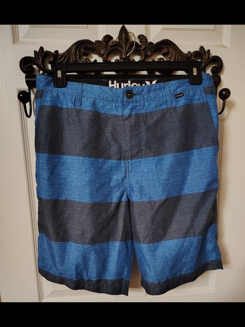 Hurley Men’s Blue & Gray Stripe Swim Trunks